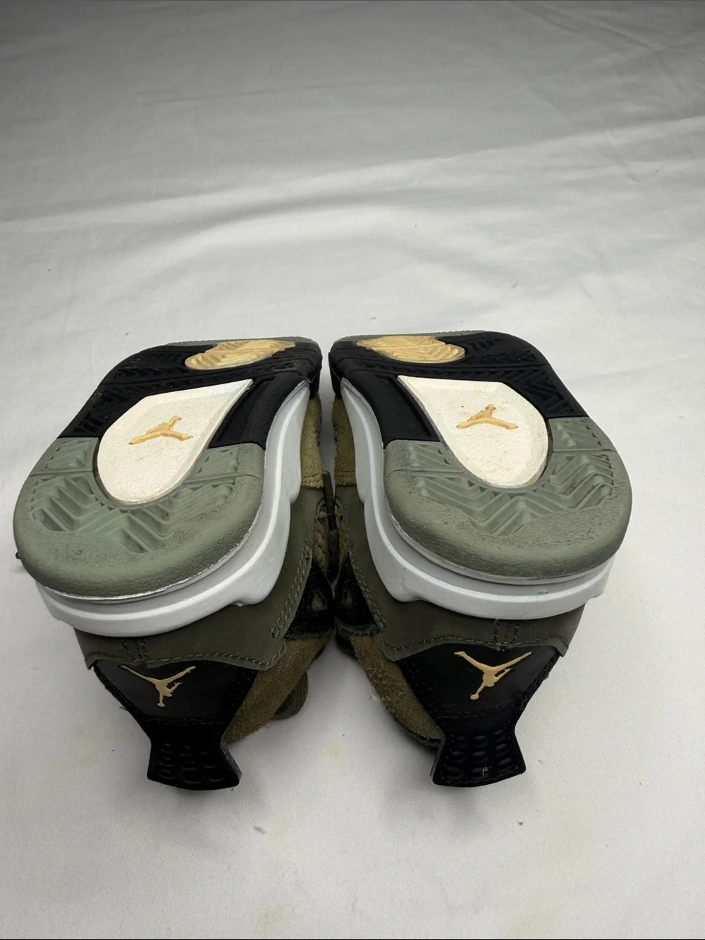 Nike Kids Olive and Black Suede High-Top Sneakers